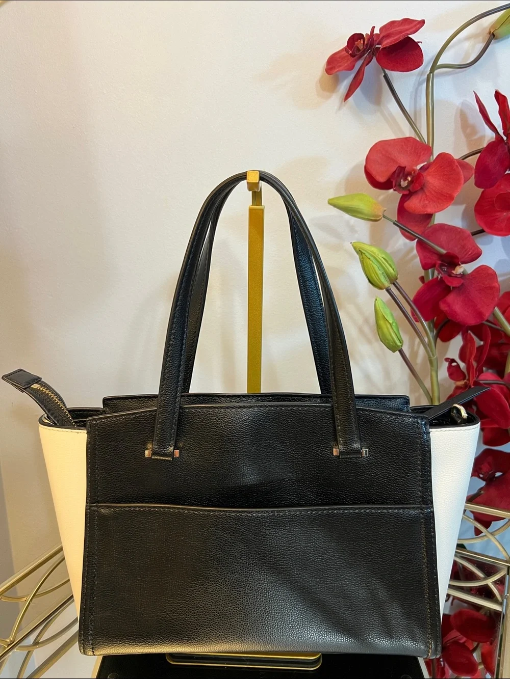 Kate Spade Black/White Geraldine Satchel Handbag With Adjustable Crossbody Strap